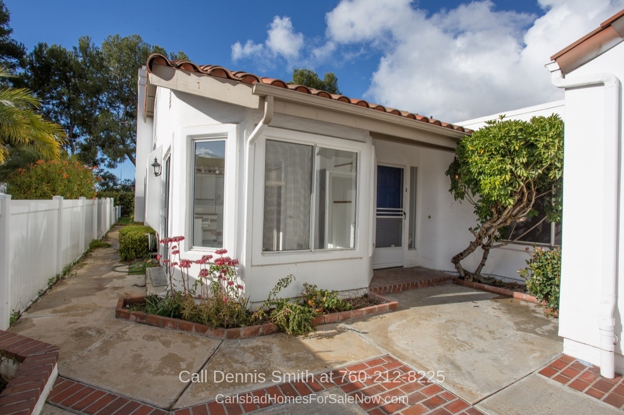 Ocean Hills Country Club CA Townhomes for Sale - This Oceanside townhome for sale is a well-spaced oasis designed to provide you the best comfort and privacy.